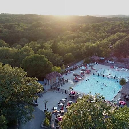 Camping Les Reflets Du Quercy Hotel Crayssac Exterior photo