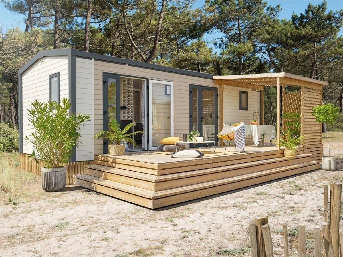 Camping Les Reflets Du Quercy Hotel Crayssac Exterior photo