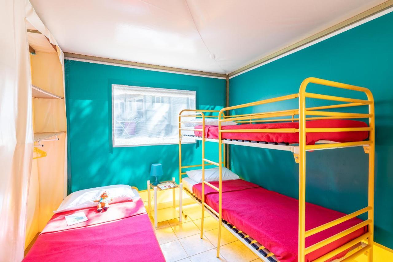 Camping Les Reflets Du Quercy Hotel Crayssac Exterior photo