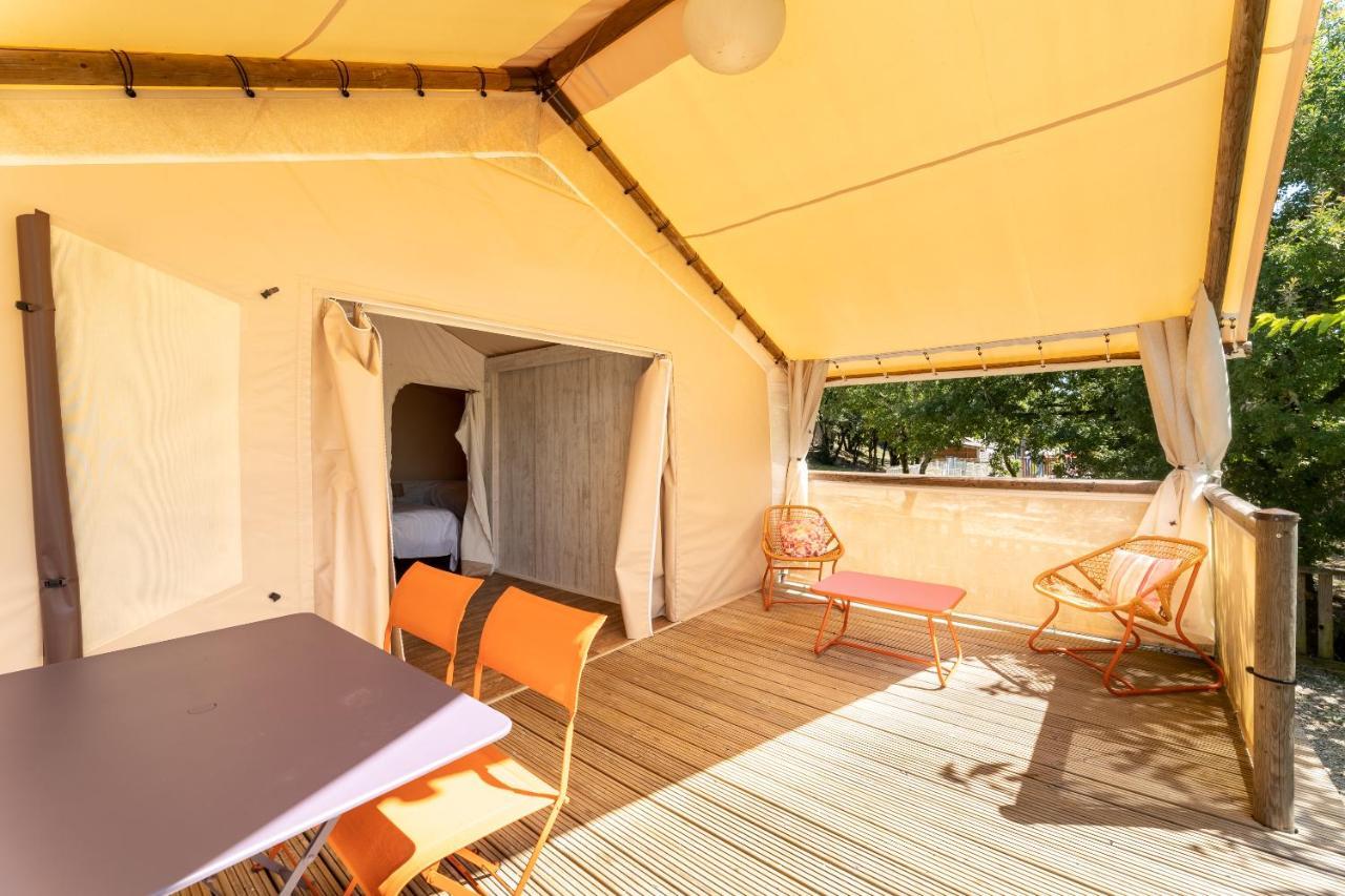 Camping Les Reflets Du Quercy Hotel Crayssac Exterior photo