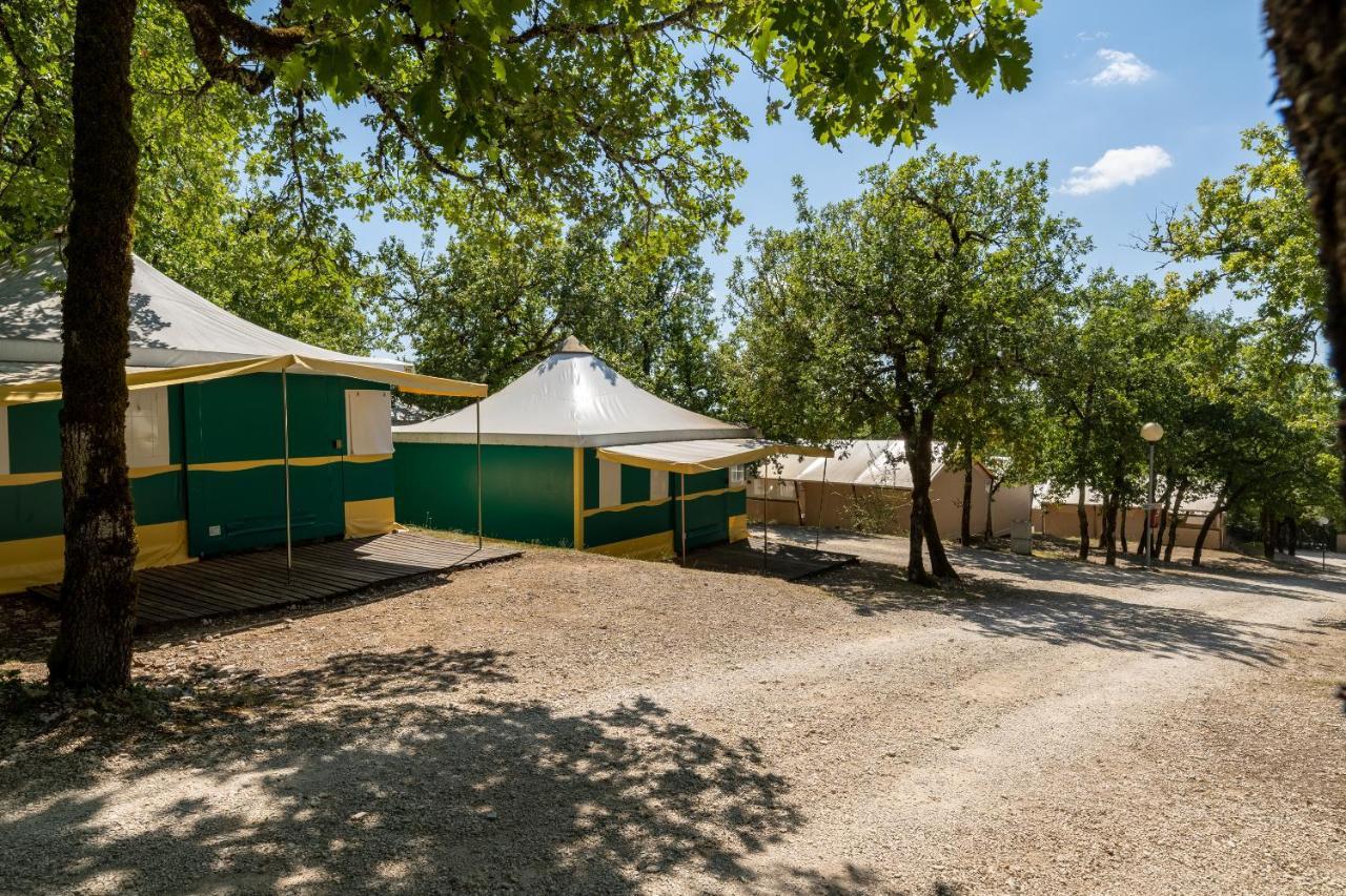 Camping Les Reflets Du Quercy Hotel Crayssac Exterior photo