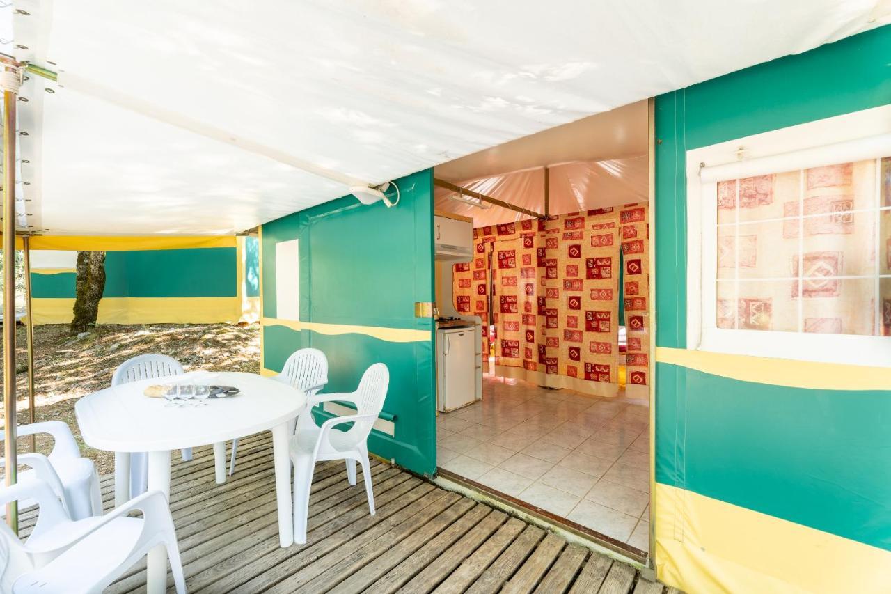 Camping Les Reflets Du Quercy Hotel Crayssac Exterior photo