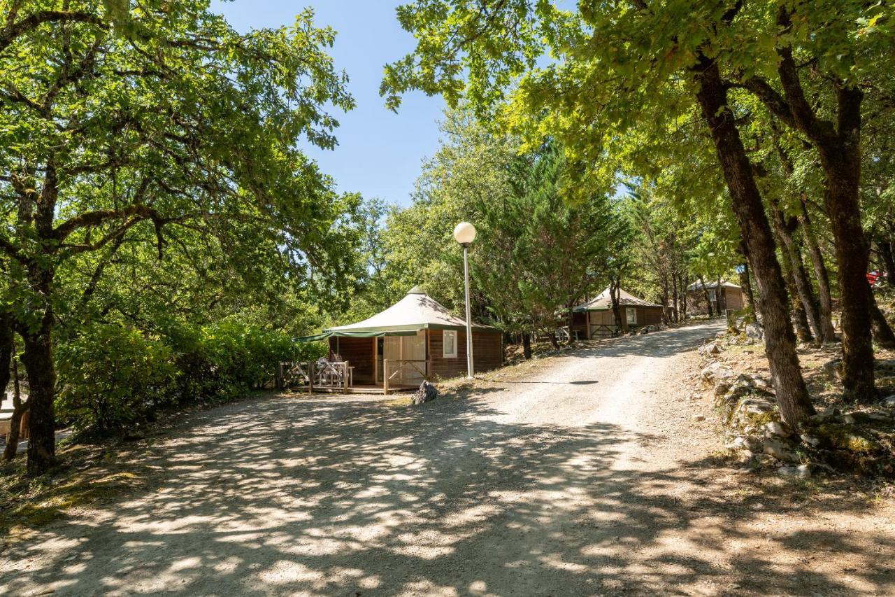 Camping Les Reflets Du Quercy Hotel Crayssac Exterior photo