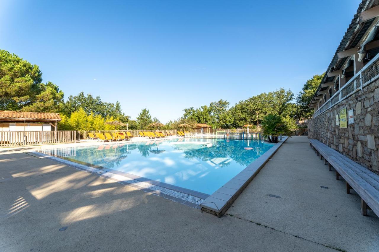 Camping Les Reflets Du Quercy Hotel Crayssac Exterior photo
